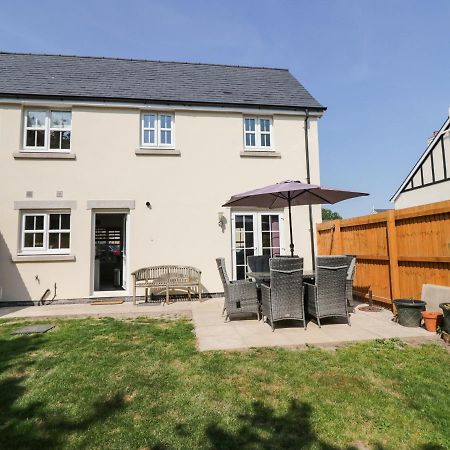 Villa Rolo'S Retreat Grange-over-Sands Exterior foto